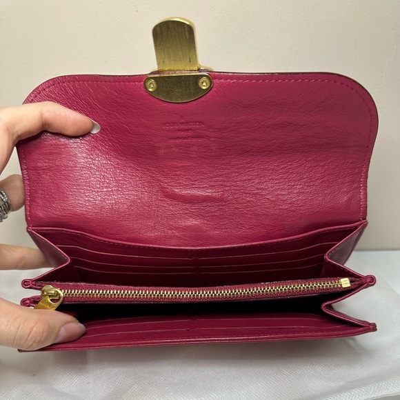 Authentic Louis Vuitton wallet - Picture 7 of 10